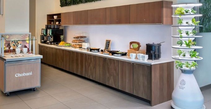 Free Breakfast Hotels