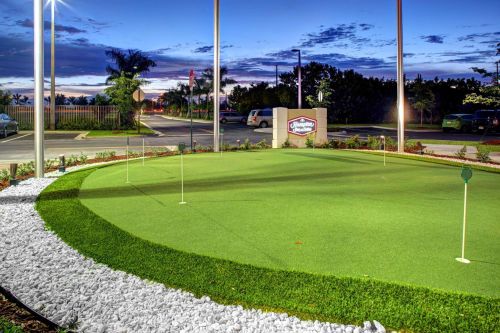 Hampton Inn | Hampton Inn Mini Golf Hampton Inn Mini Golf