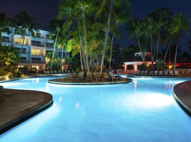 Shopping Hotels | Lago Mar Pool 645 480 Lago Mar Pool